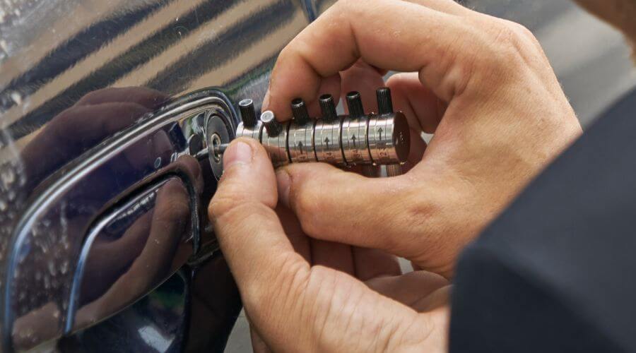 Professional residential roofers in Horton, KS